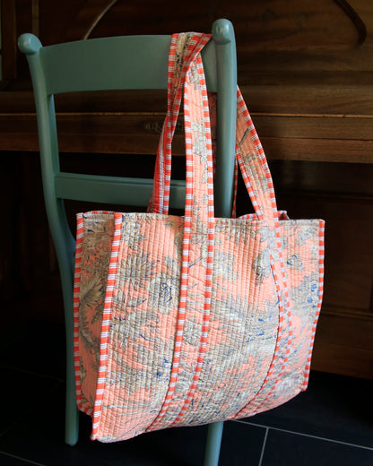 Quilted shopper - Perzik met bloemen